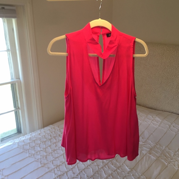 Beau Tissu Collar Blouse -- Size M - Picture 1 of 3